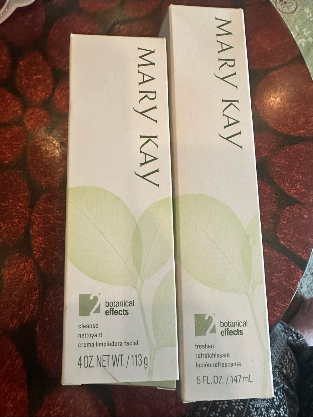 Mary Kay Botanical Effects Cleanse & Freshen - Pale Green & White Packaging